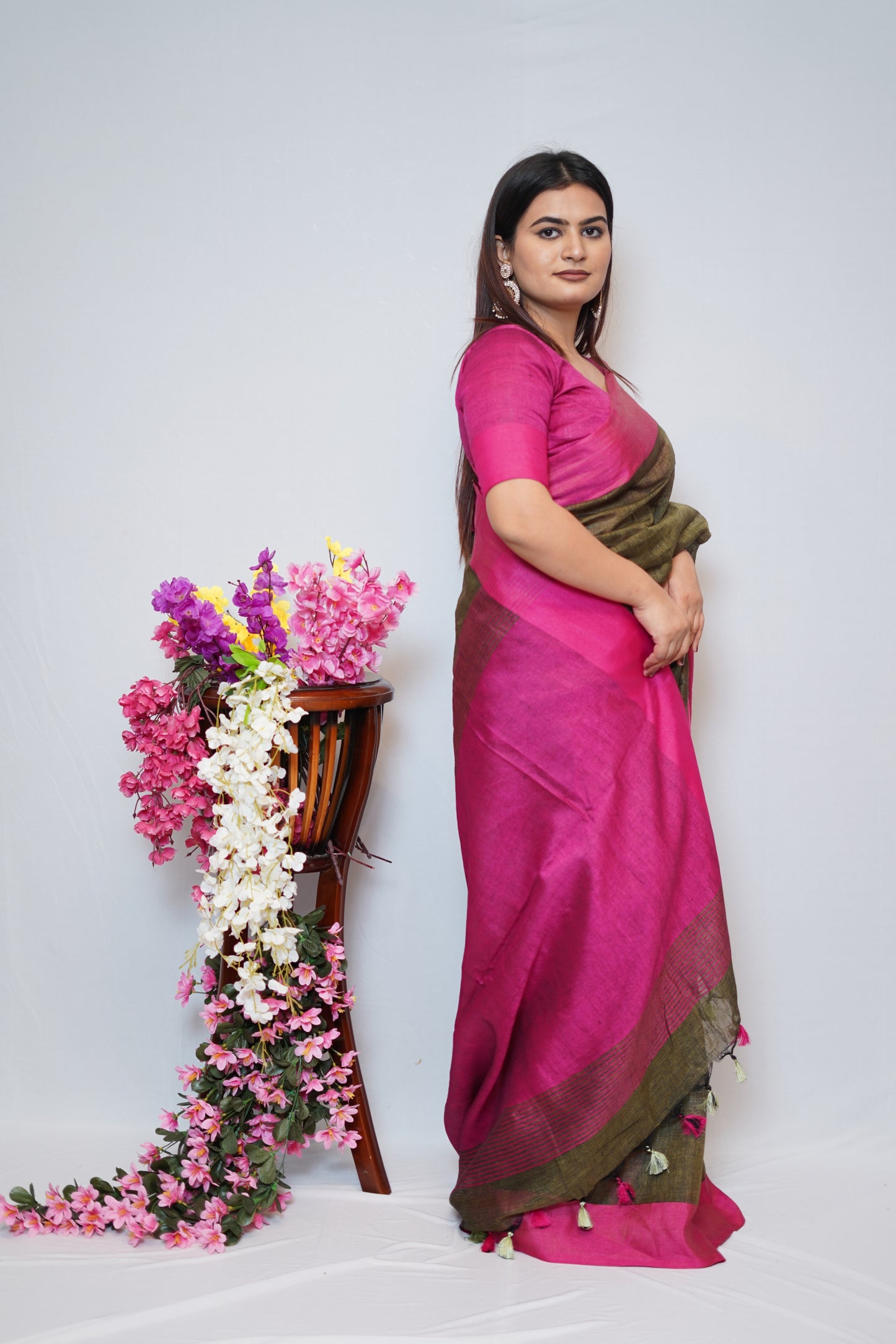 Olive Green & Magenta Tissue Saree with Elegant Dual-Tone Border