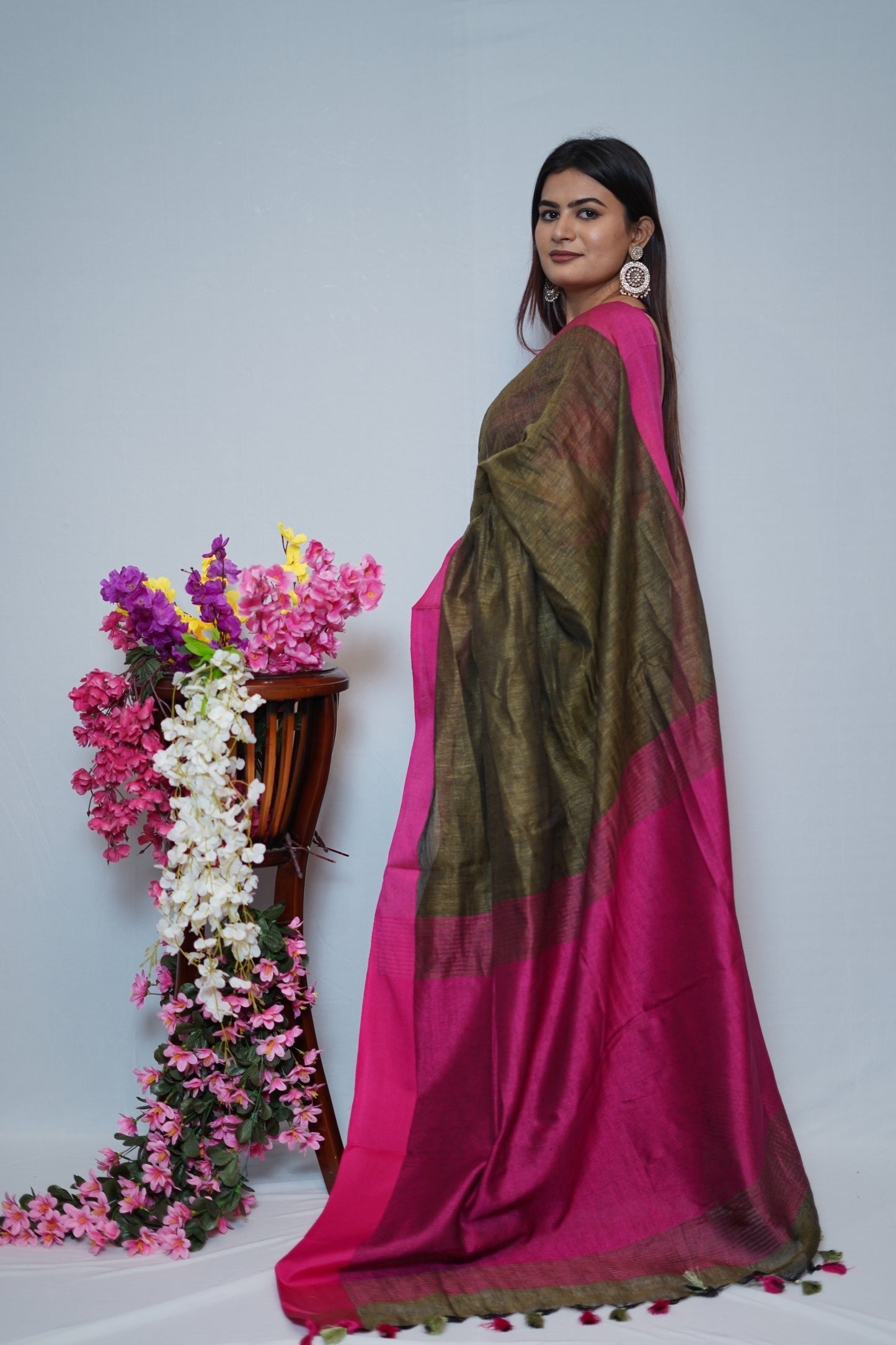 Olive Green & Magenta Tissue Saree with Elegant Dual-Tone Border